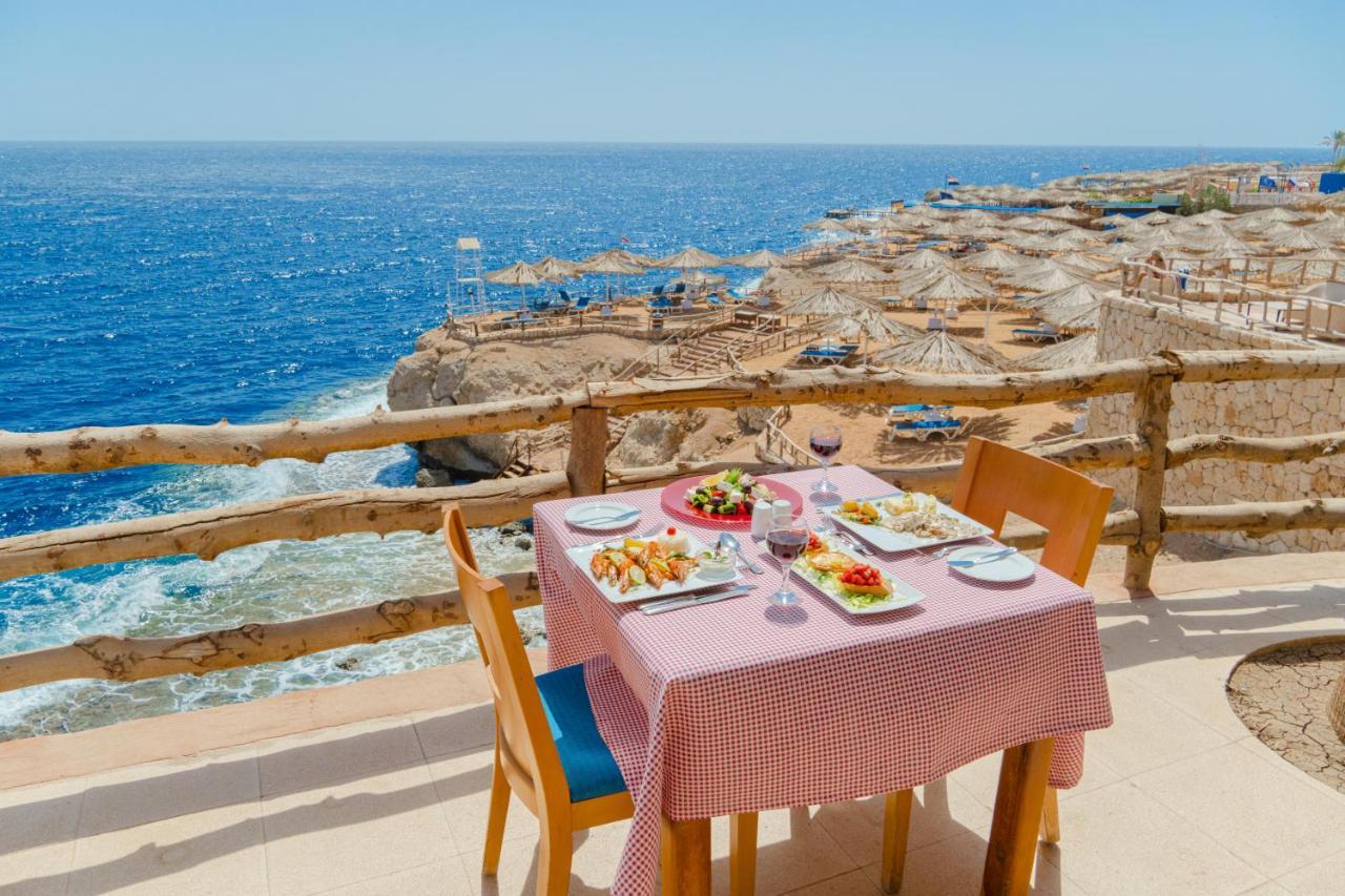 Sharm Reef Hotel grounds